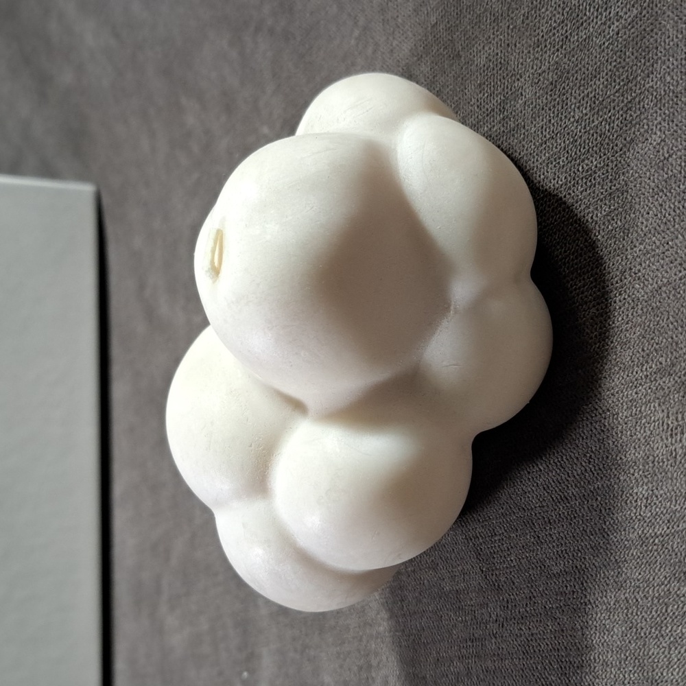 Drop Dead Candles Cream Bubbly Cloud Candle NEW Scent Pineapple Peach